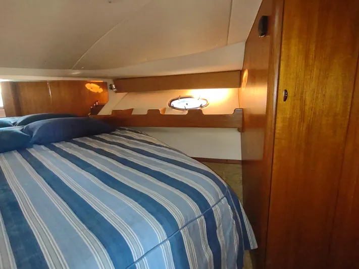 Sapphire Yacht Photos Pics 