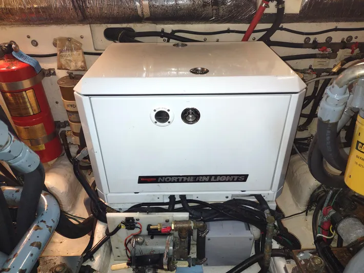 Sapphire Yacht Photos Pics 