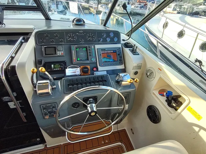 Sapphire Yacht Photos Pics 