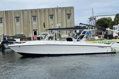 Contender 35 Side Console