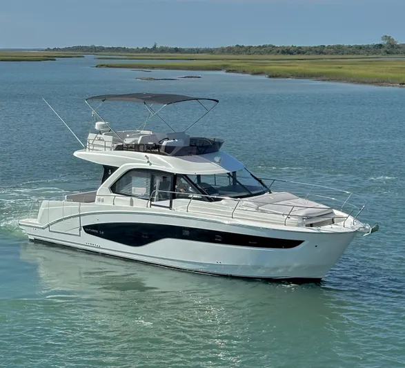 Josefina II Yacht Photos Pics 