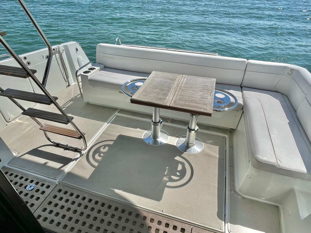 2024 Beneteau 42 