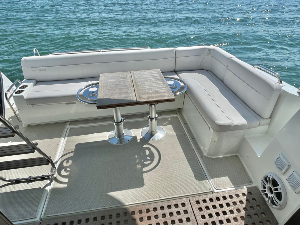 2024 Beneteau 42 