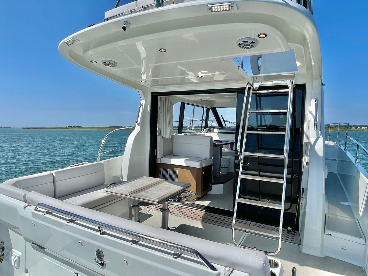 2024 Beneteau 42 