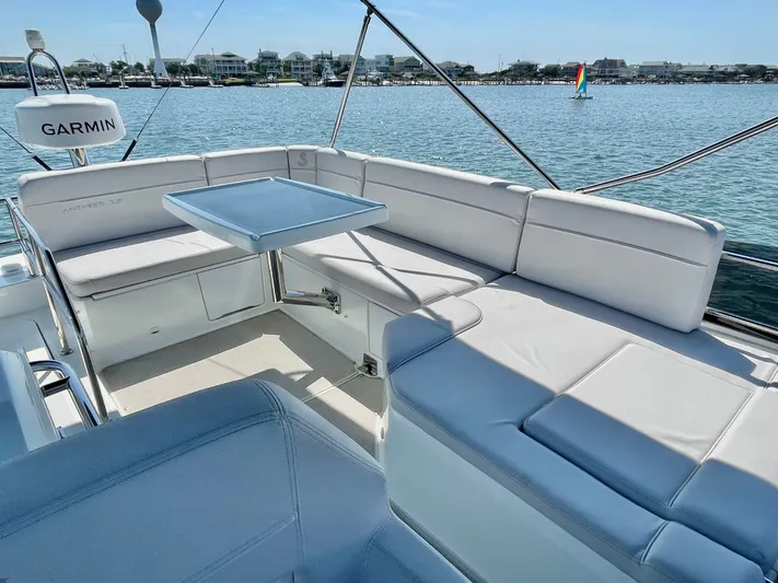 Josefina II Yacht Photos Pics 