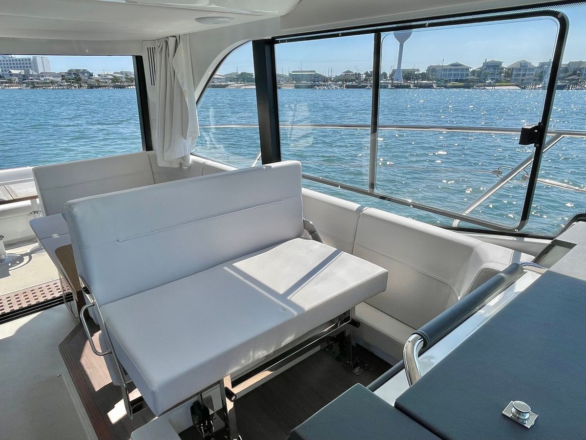 2024 Beneteau 42 