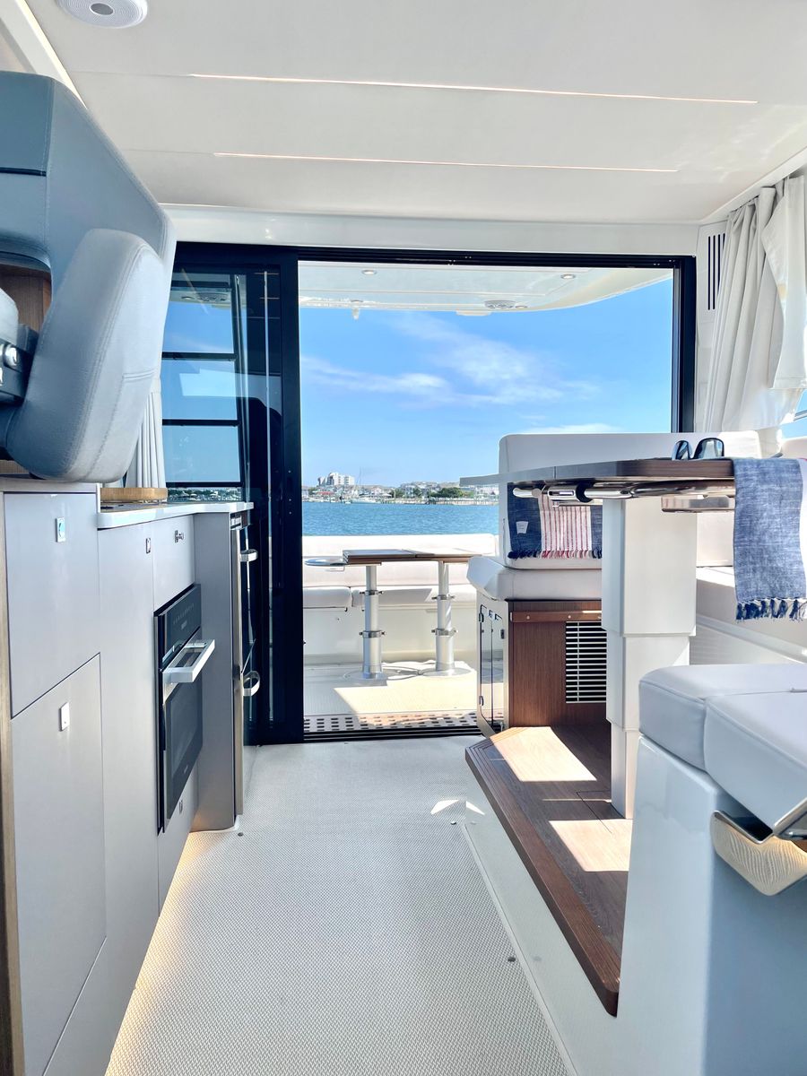 2024 Beneteau 42 