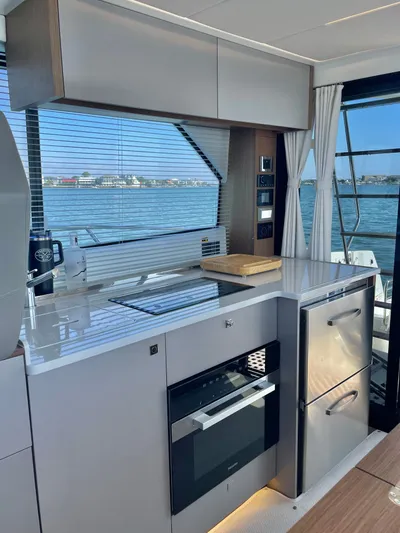 Josefina II Yacht Photos Pics 