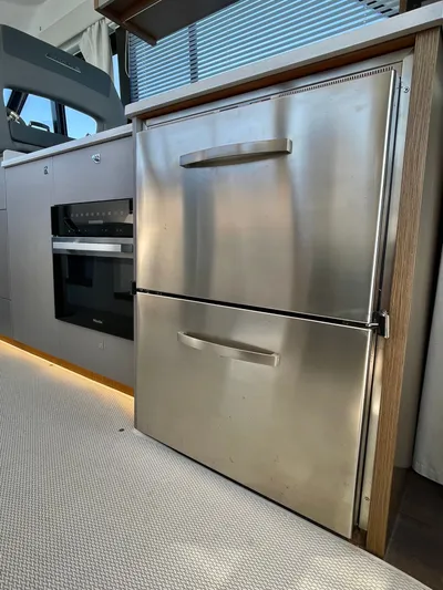 Josefina II Yacht Photos Pics 