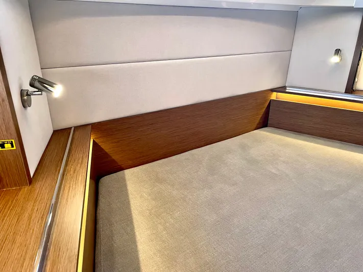 Josefina II Yacht Photos Pics 