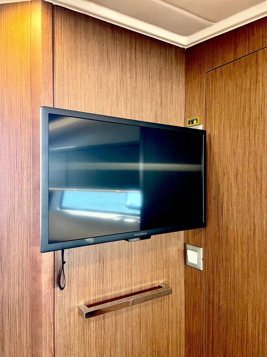2024 Beneteau 42 