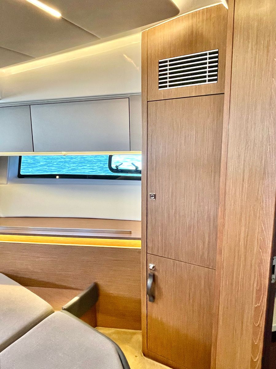 2024 Beneteau 42 