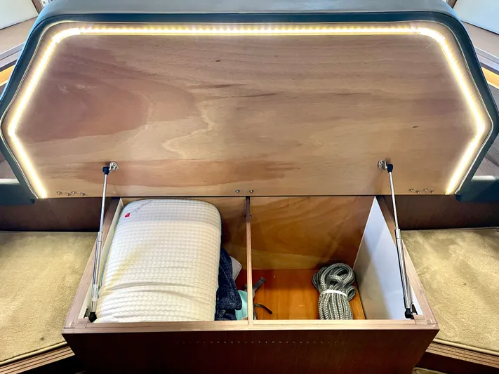 Josefina II Yacht Photos Pics 