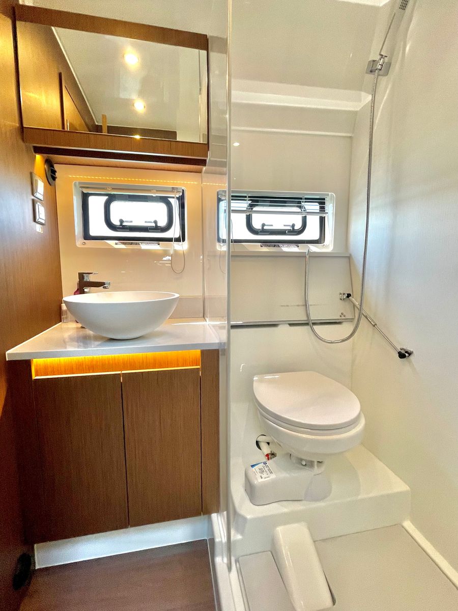 2024 Beneteau 42 