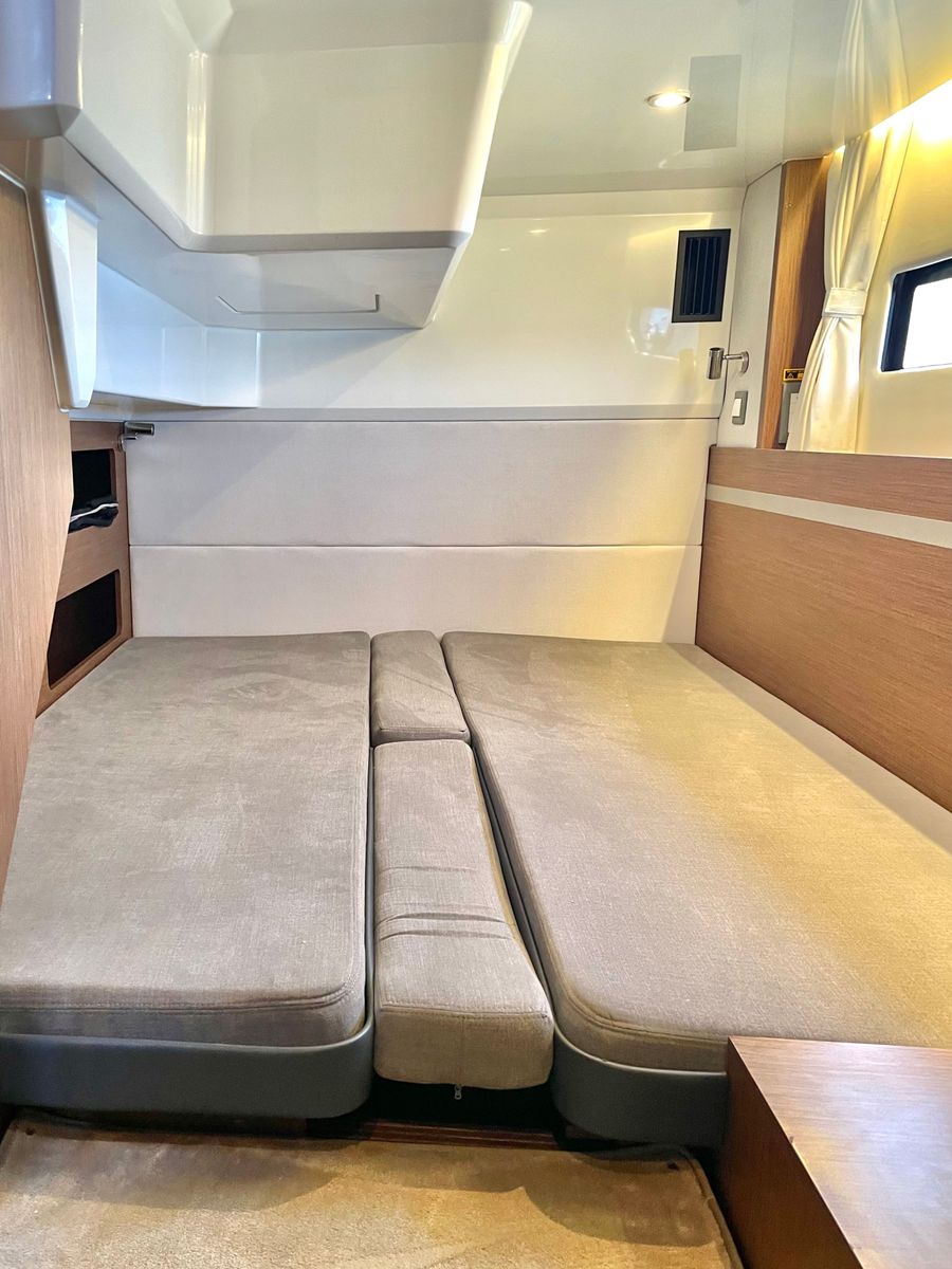 2024 Beneteau 42 