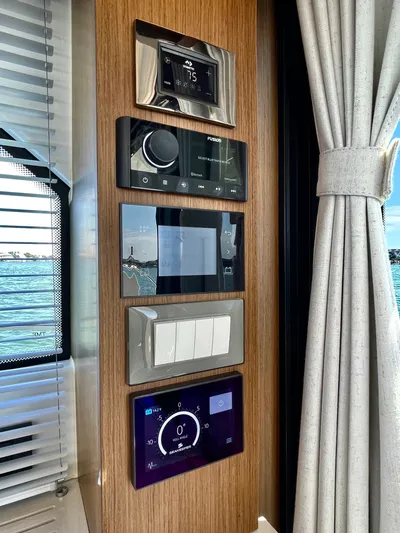 Josefina II Yacht Photos Pics 