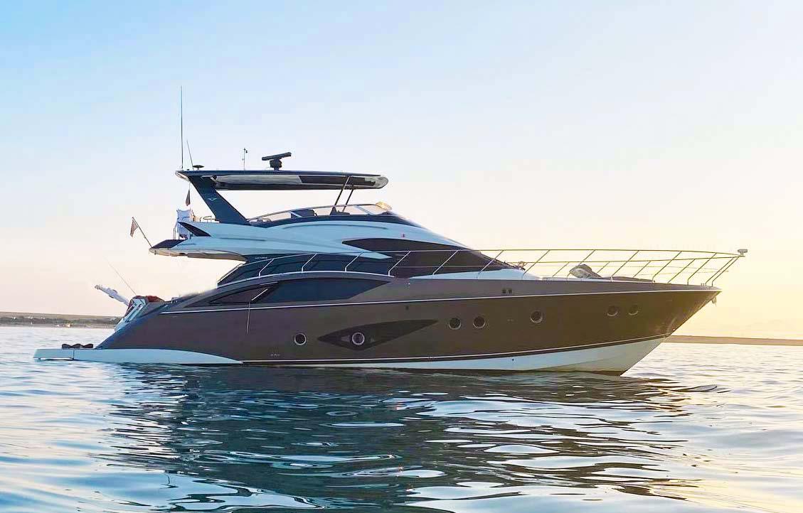 marquis 630 sport yacht