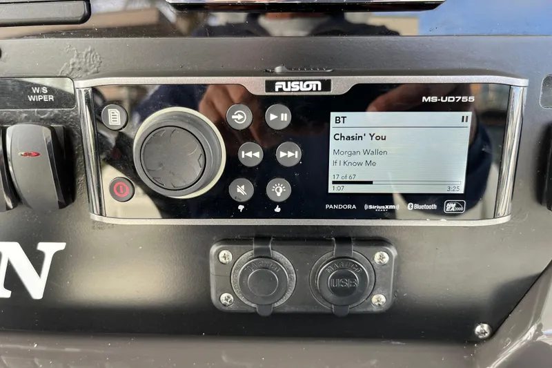  Yacht Photos Pics Fusion MS-UD755 stereo on 2019 Blackfin 272 CC boat