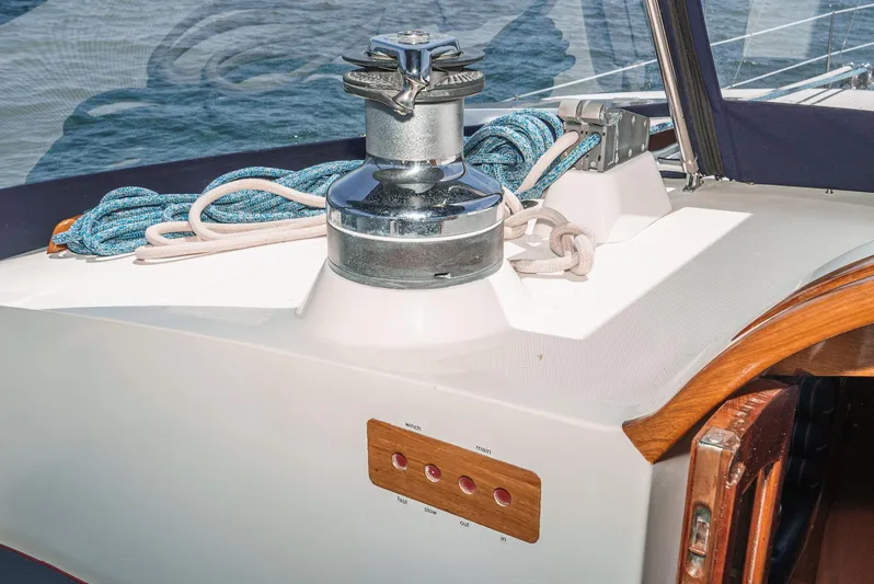 Tango Yacht Photos Pics 