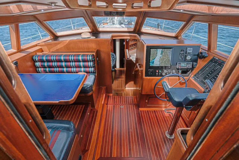 Tango Yacht Photos Pics 