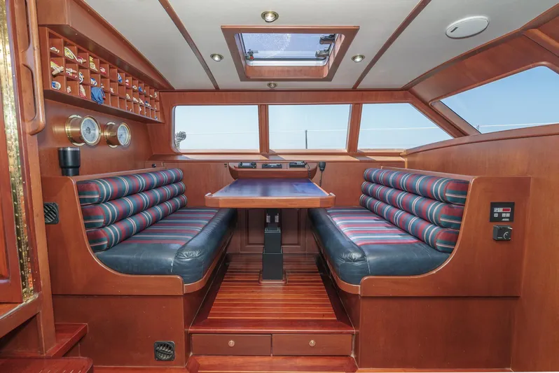 Tango Yacht Photos Pics 