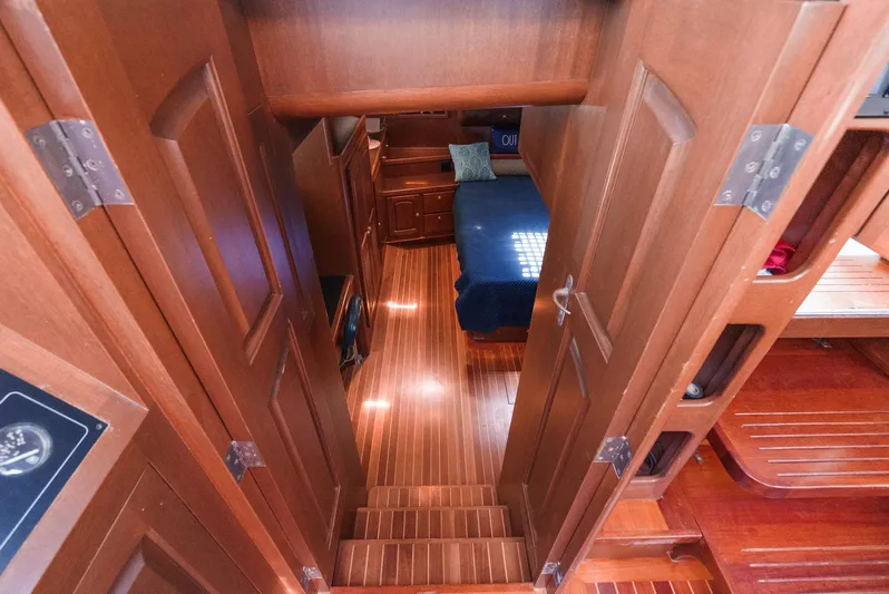 Tango Yacht Photos Pics 