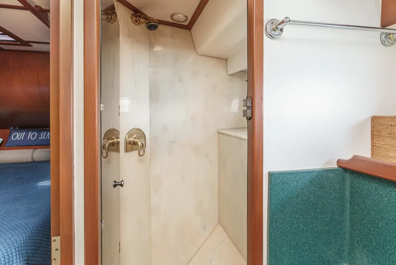 Tango Yacht Photos Pics 