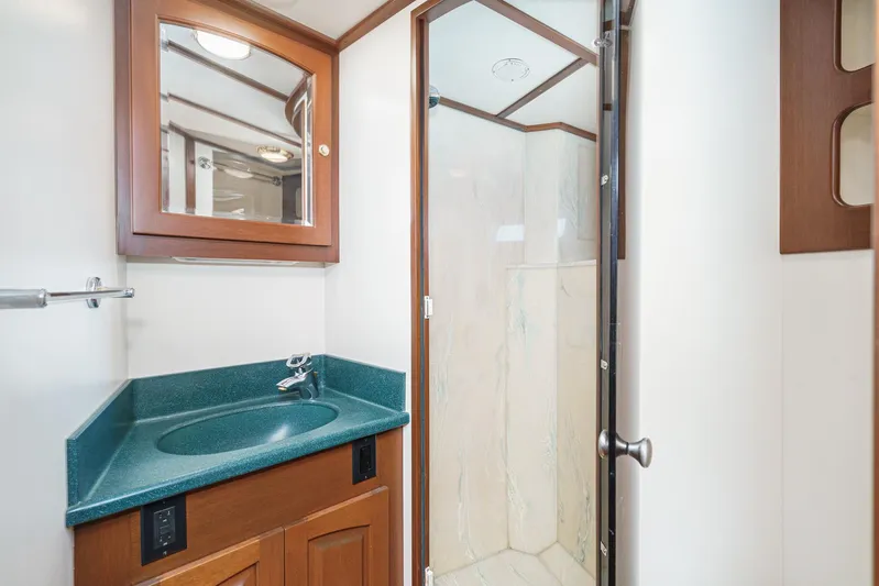 Tango Yacht Photos Pics 