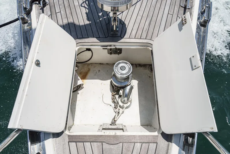 Tango Yacht Photos Pics 