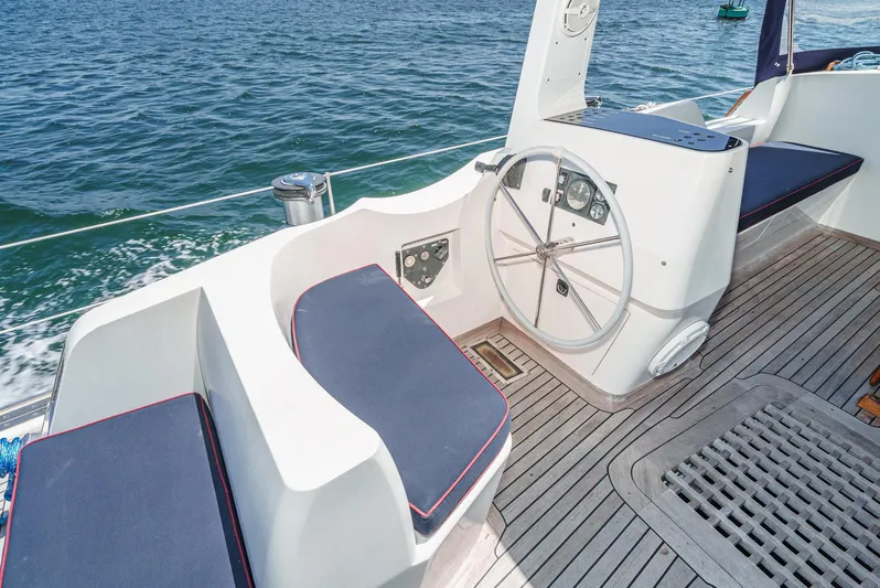 Tango Yacht Photos Pics 