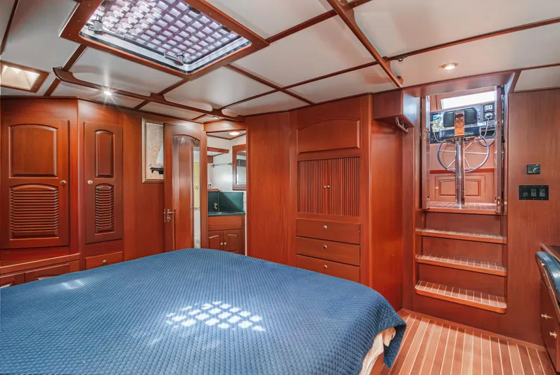 Tango Yacht Photos Pics 