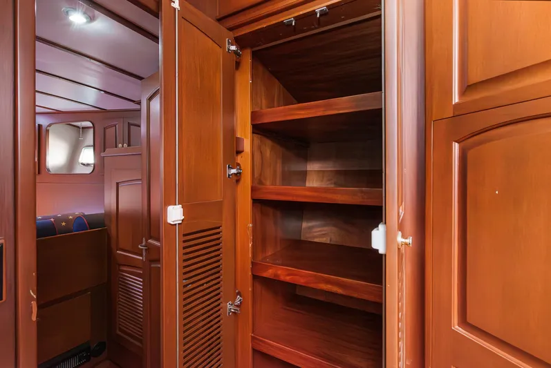 Tango Yacht Photos Pics 