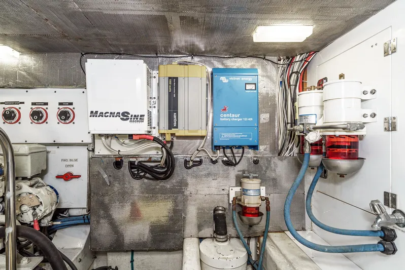 Tango Yacht Photos Pics 