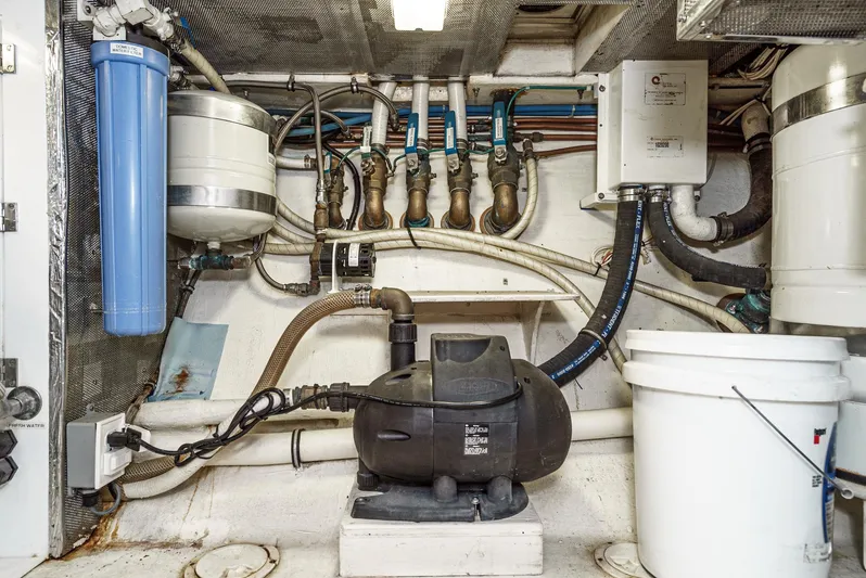 Tango Yacht Photos Pics 