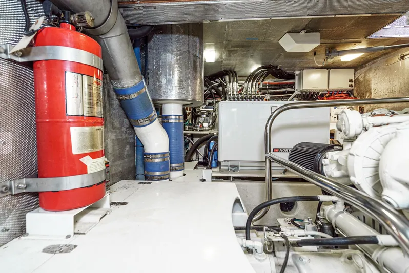 Tango Yacht Photos Pics 