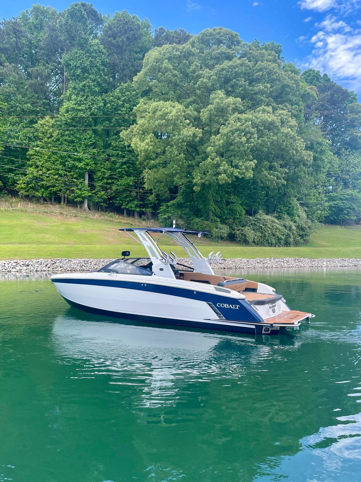 2024 Cobalt R8 Surf Bowrider for sale - YachtWorld