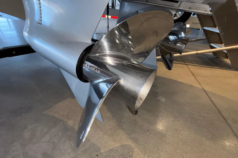  Yacht Photos Pics Close-up of a 2026 Monterey Elite 30 OB boat propeller on display.