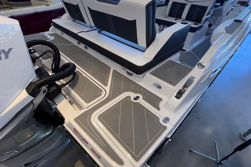  Yacht Photos Pics 2026 Monterey Elite 30 OB boat interior with sleek seating and modern design.