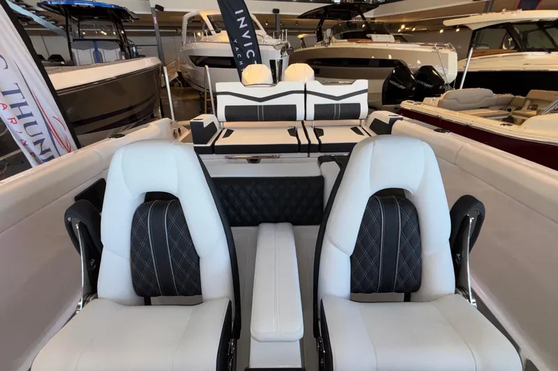 Yacht Photos Pics Interior of 2026 Monterey Elite 30 OB boat with luxurious seating and modern design.