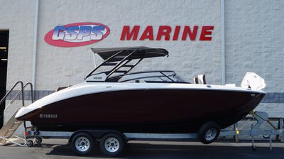 Yamaha Boats 252S