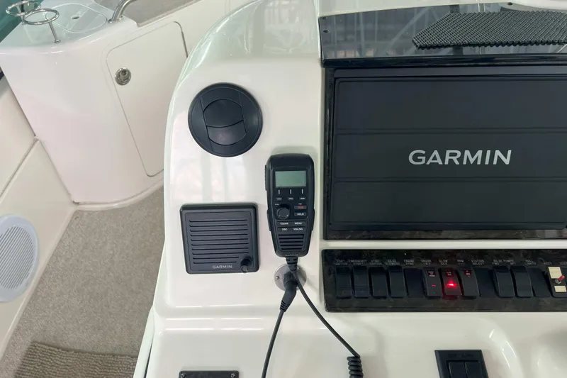 Elisabeth Jane Yacht Photos Pics Control panel of a 2008 Sea Ray 52 Sedan Bridge with Garmin navigation system.