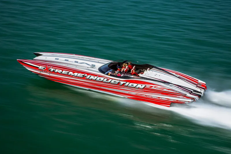  Yacht Photos Pics High-speed MTI 48 powerboat "Extreme Induction" racing on water, 2019 model.