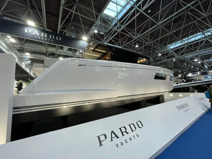  Yacht Photos Pics PARDO GT 52