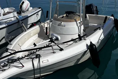 2022 Mimi FISHERMAN 18