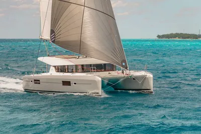 2023 Lagoon 42