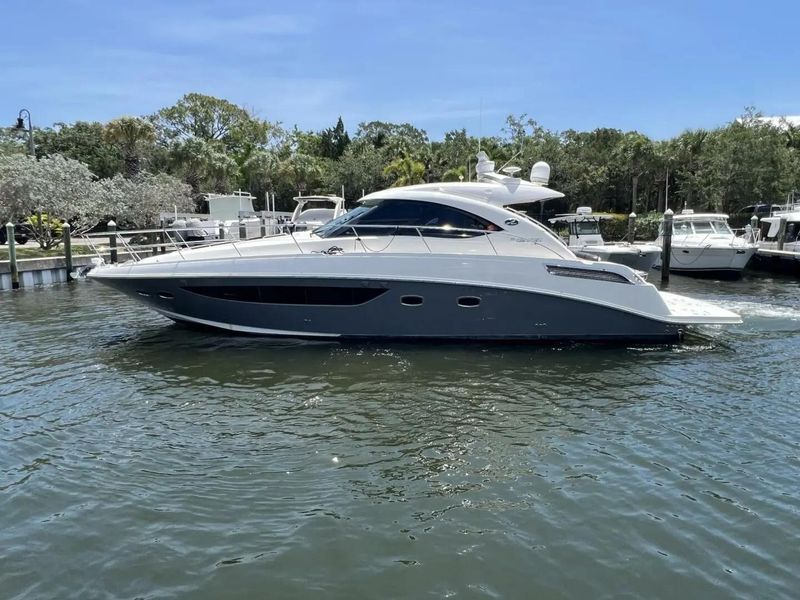 2013 Sea Ray 470 Sundancer