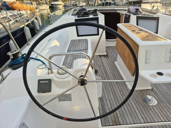 Galaxy Yacht Photos Pics 