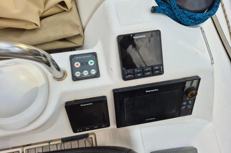 Galaxy Yacht Photos Pics 