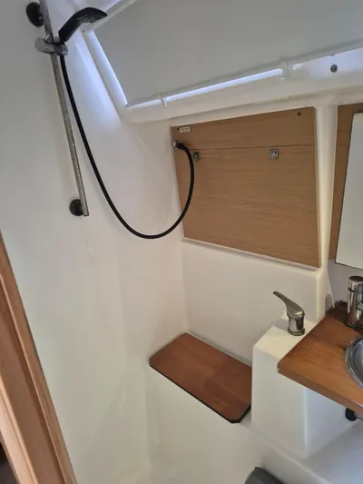 Galaxy Yacht Photos Pics 