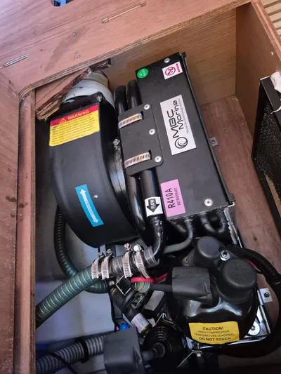 Galaxy Yacht Photos Pics 